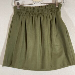 J Crew Wool Skirt Sz 2 Olive Green Pull On Preppy Chic Feminine Mini Lined Skirt